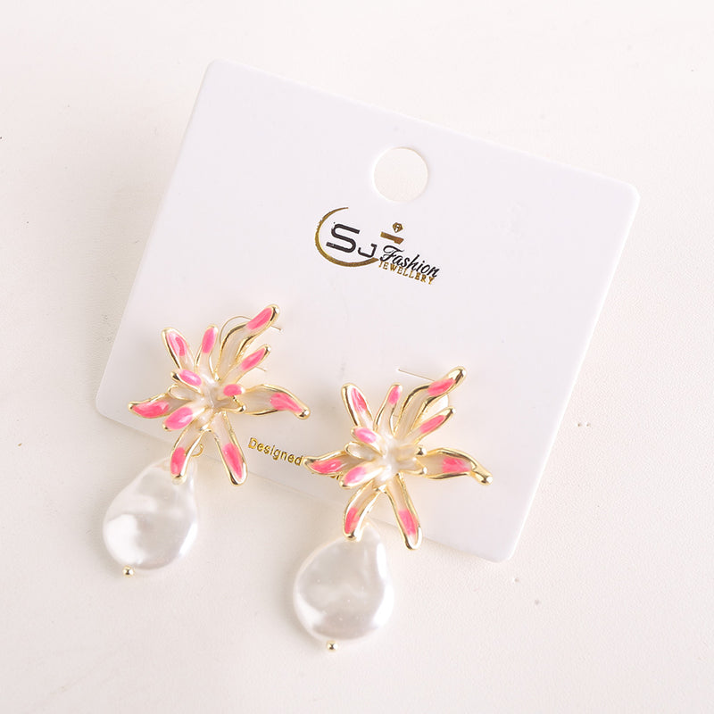 Retro Golden Flower Dangle Earrings Pink (709)